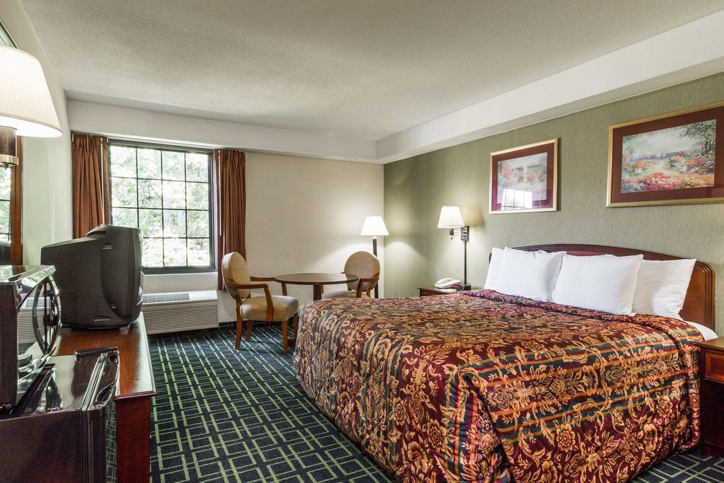 Hotel Days By Wyndham Quantico Dumfries